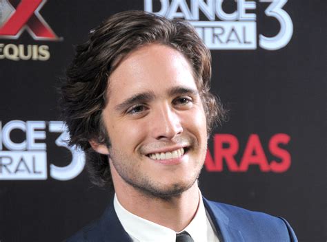 Le Concert Électrifiant de Diego Boneta : Une Nuit Inoubliable de Musique et de Charisme !